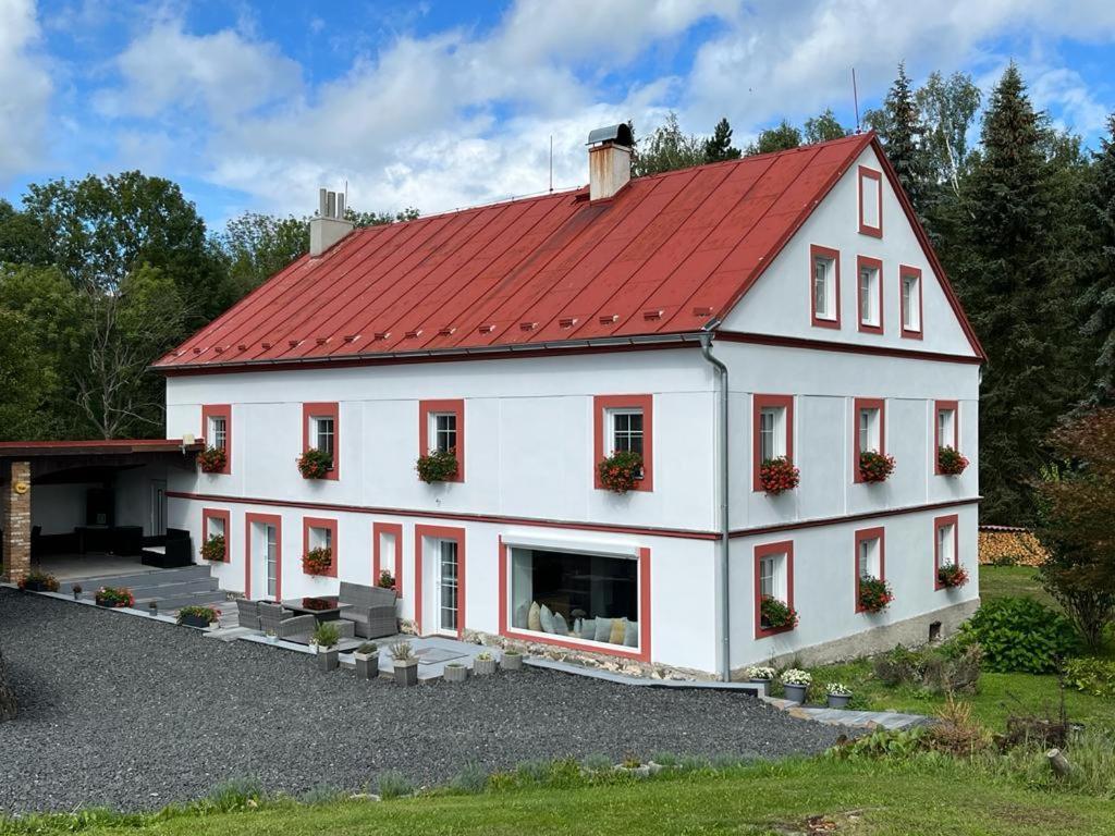 Apartmant U Bukove Hory Vernerice Екстер'єр фото